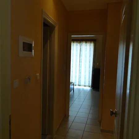 Akti 2* Kamena Vourla
